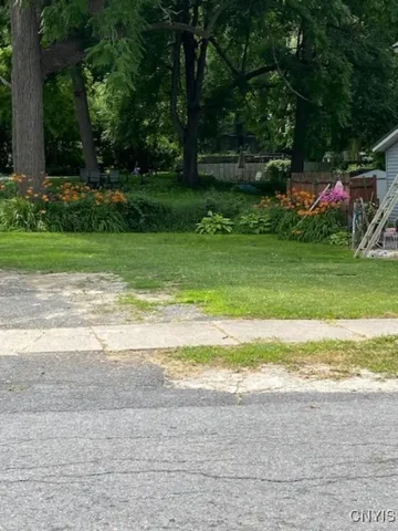 $11,000 | 409 Prospect Street, Watertown, NY 13601