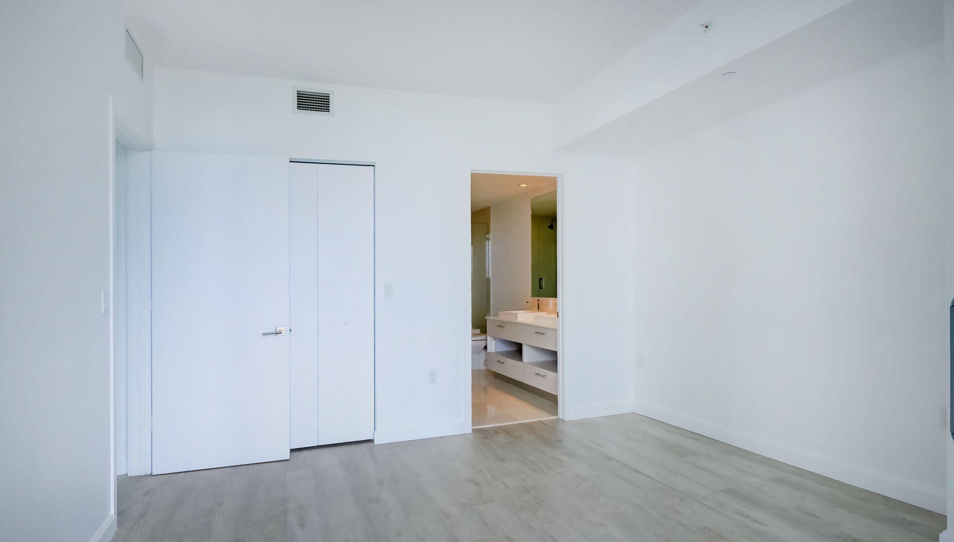 45 Southwest 9th Street, Unit 2502 Miami, FL 33130 - Photo 15 of 24 15_dscf5712_3_4_5_6