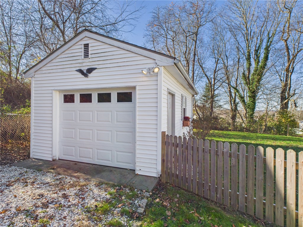 50 Stevens Street Tiverton, RI 02878 - Photo 11 of 46