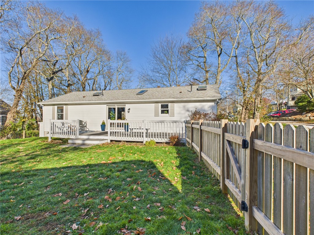 50 Stevens Street Tiverton, RI 02878 - Photo 9 of 46