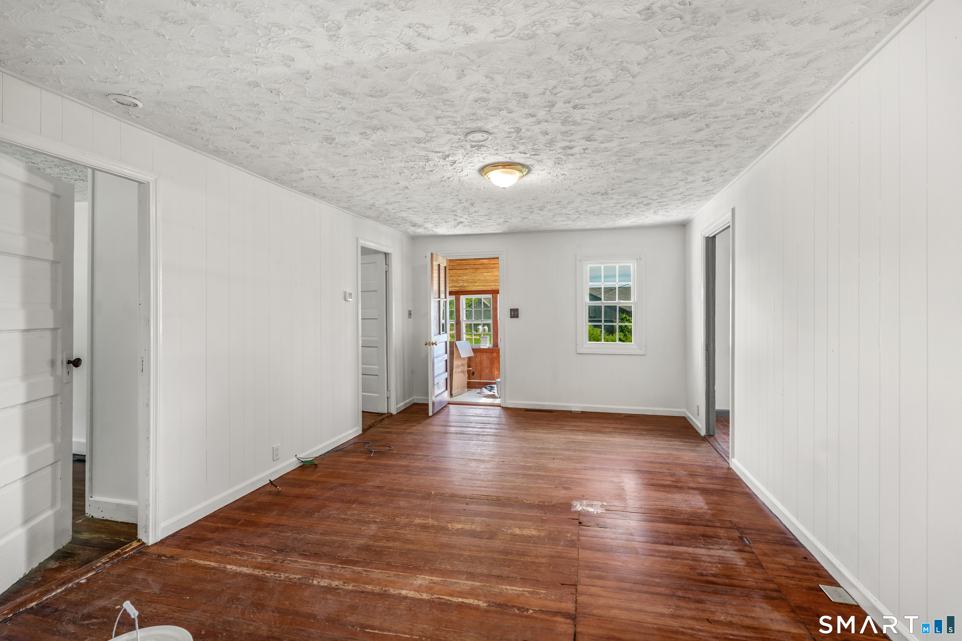 36 Farnham Road Morris, CT 06763 - Photo 5 of 12 Gallery Image 5