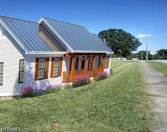 1528 Graves Avenue High Point, NC 27260 - Photo 2 of 6 Virtual Image