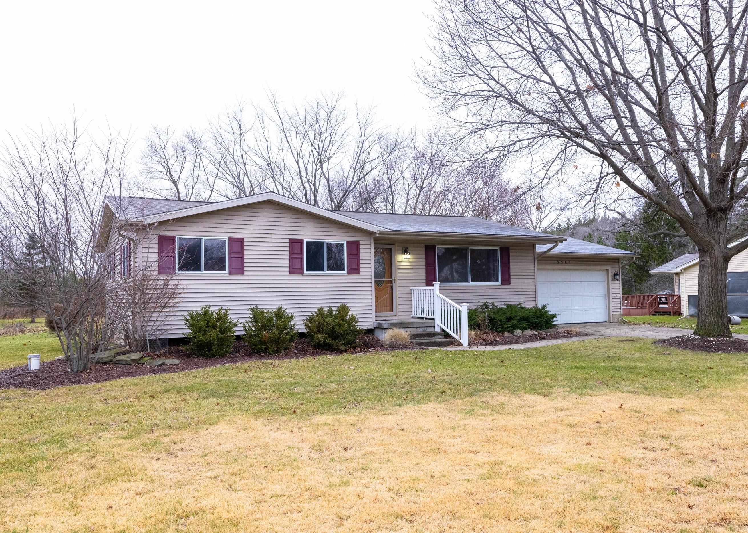 2251 North Morrish Road Flushing, MI 48433 - Photo 1 of 39 50098842.JPG