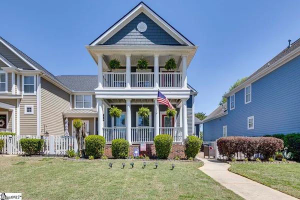 $475,000 | 15 Valcourt Circle, Simpsonville, SC 29680