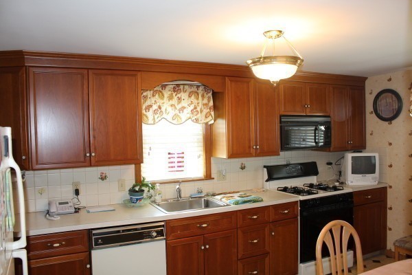 46 Pleasantdale Road Boston, MA 02132 - Photo 11 of 19 Gallery Image 11