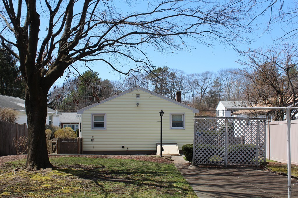 46 Pleasantdale Road Boston, MA 02132 - Photo 18 of 19 Gallery Image 18
