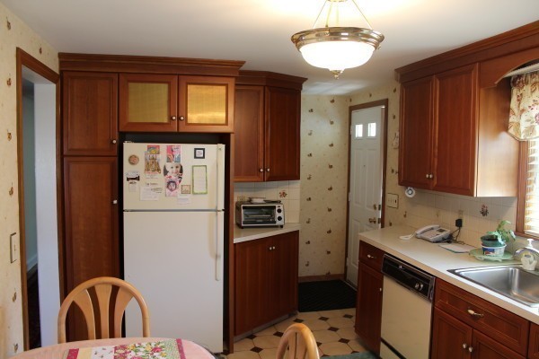 46 Pleasantdale Road Boston, MA 02132 - Photo 10 of 19 Gallery Image 10