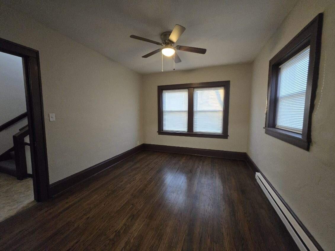 1515 Taylor Avenue, Unit 2 Racine, WI 53403 - Photo 7 of 17 Living Room