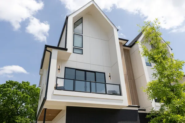 $8,500 | 2804 West Kirkwood Avenue, Unit A, Nashville, TN 37204