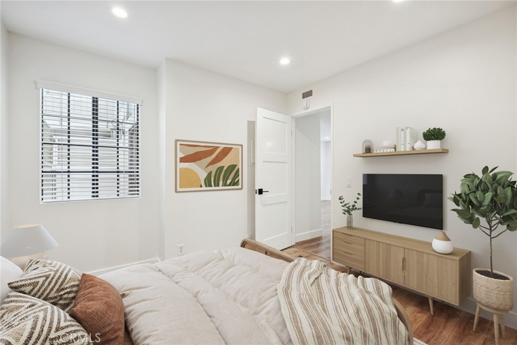 505 St Andrews Road, Unit 1 Newport Beach, CA 92663 - Photo 14 of 20