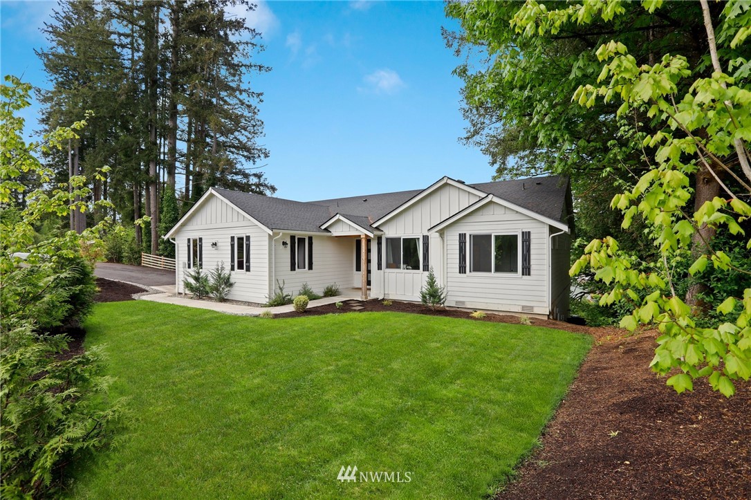8404 Robe Menzel Road Granite Falls, WA 98252 - Photo 2 of 24