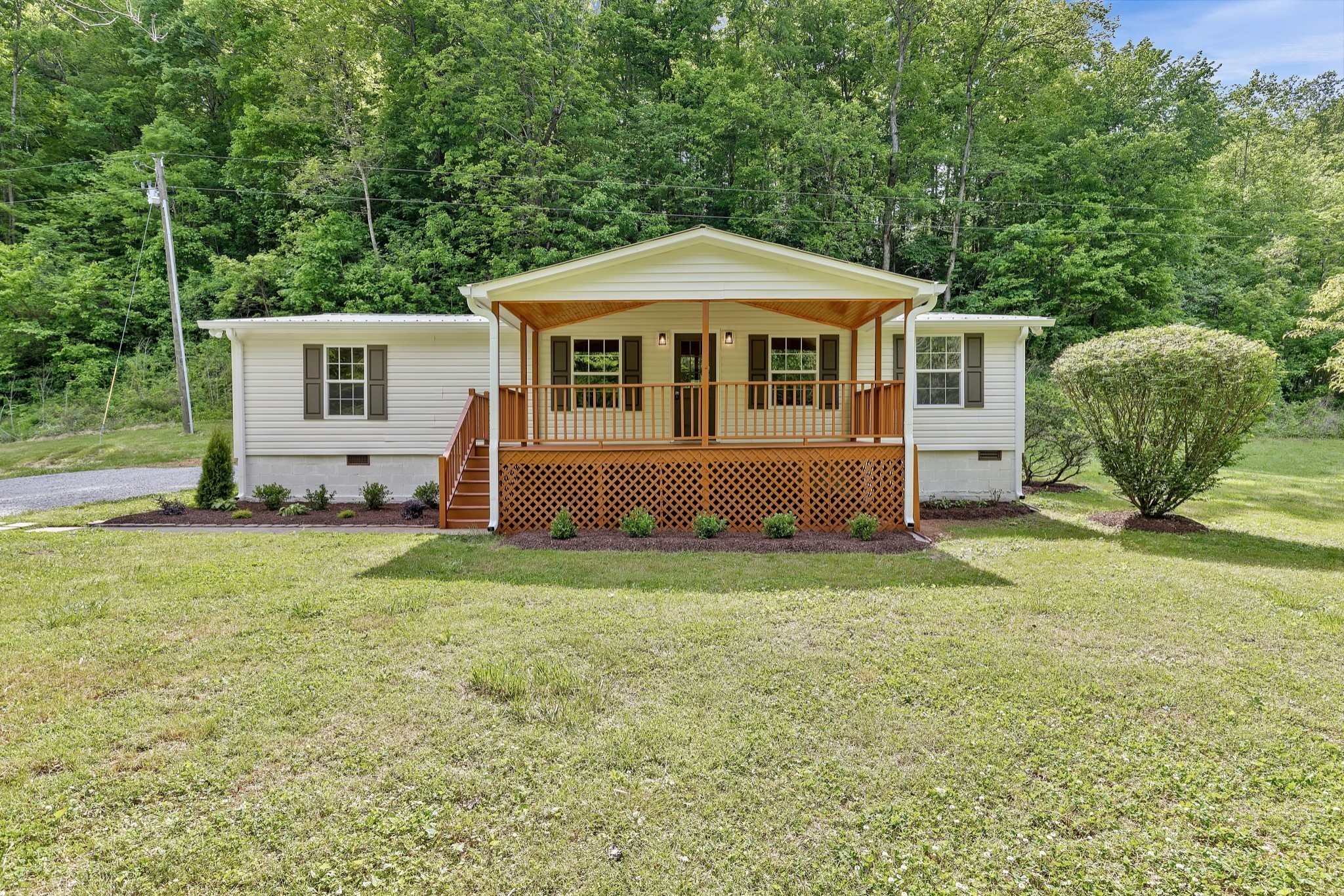3743 Sulphur Springs Branch Road Columbia, TN 38401 - Photo 2 of 32 Welcome Home!