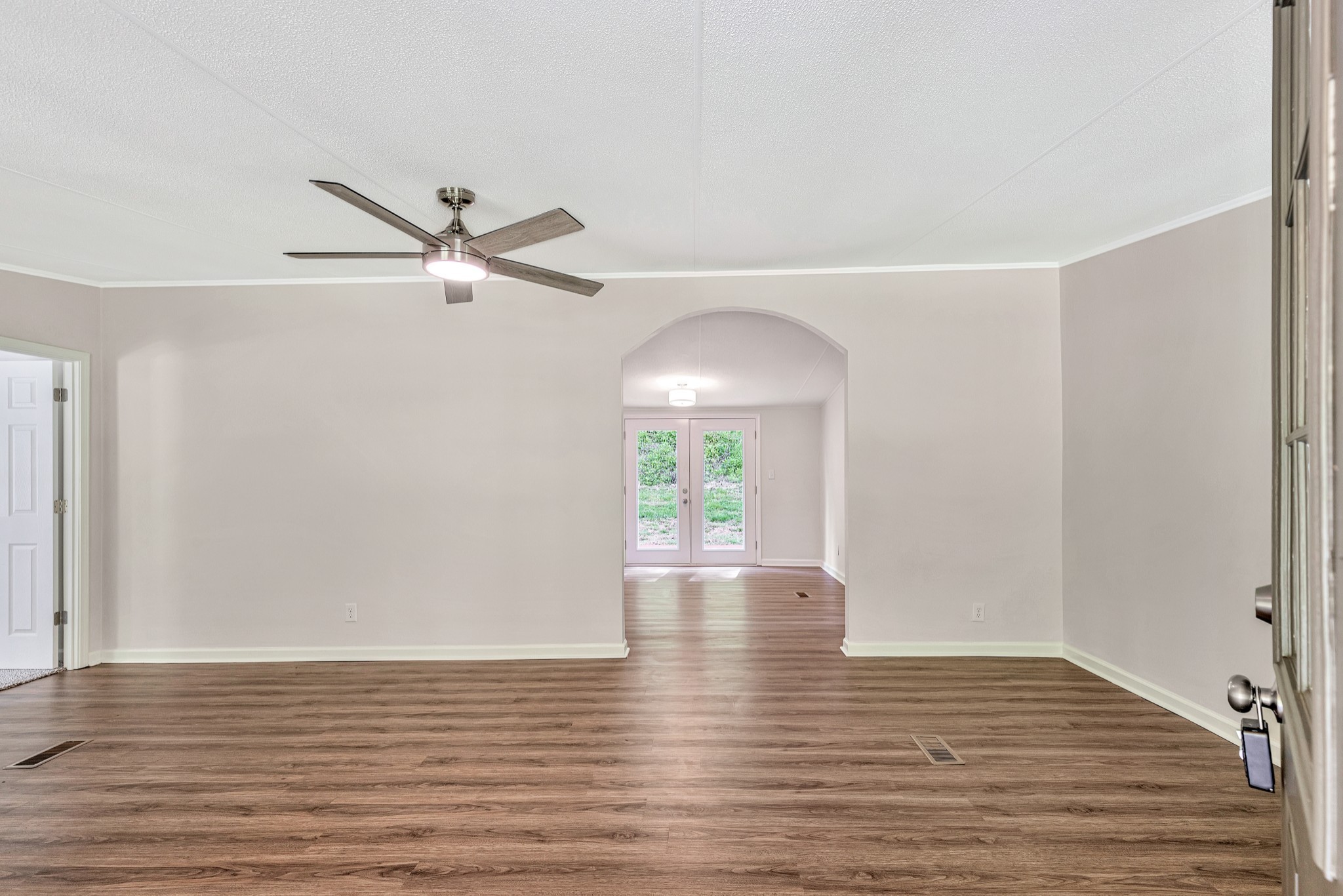 3743 Sulphur Springs Branch Road Columbia, TN 38401 - Photo 9 of 32 Light and Bright interior. Beautiful new luxury vinyl plank flooring.