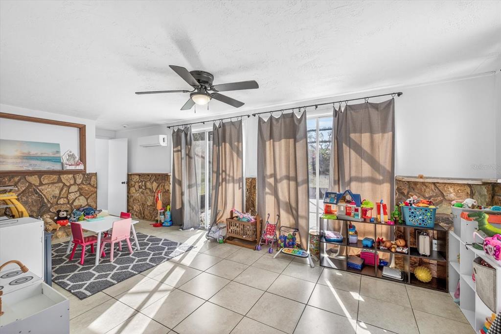 5404 Front Drive Holiday, FL 34690 - Photo 12 of 25