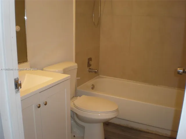 $1,700 | 5855 Washington Street, Unit 92, Hollywood, FL 33023