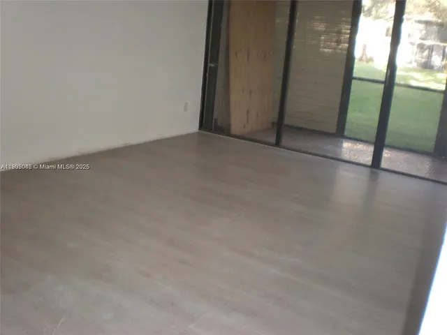 $1,700 | 5855 Washington Street, Unit 92, Hollywood, FL 33023