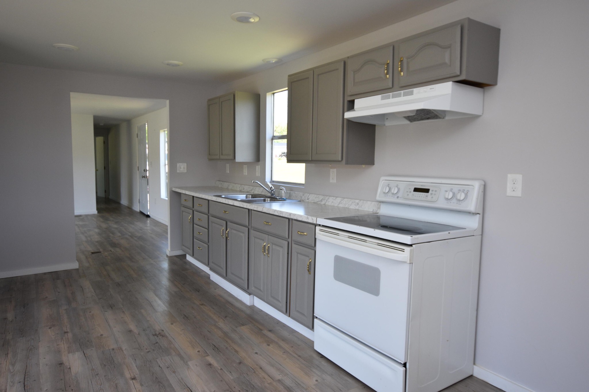 2370 Young Road Southeast Cleveland, TN 37323 - Photo 3 of 9 Gallery Image 3