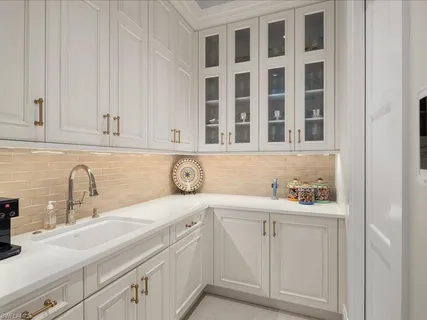 $8,950,000 | 17412 Via Lugano Court, Miromar Lakes, FL 33913