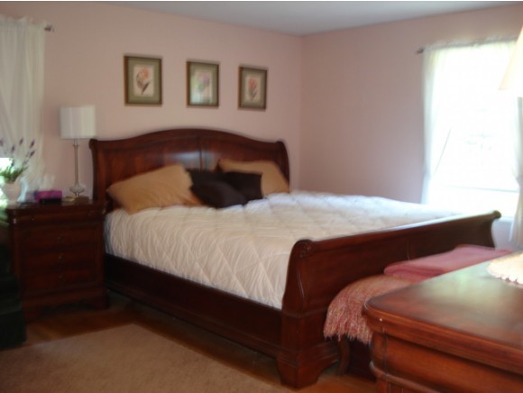 6 Holt Road Amherst, NH 03031 - Photo 11 of 28