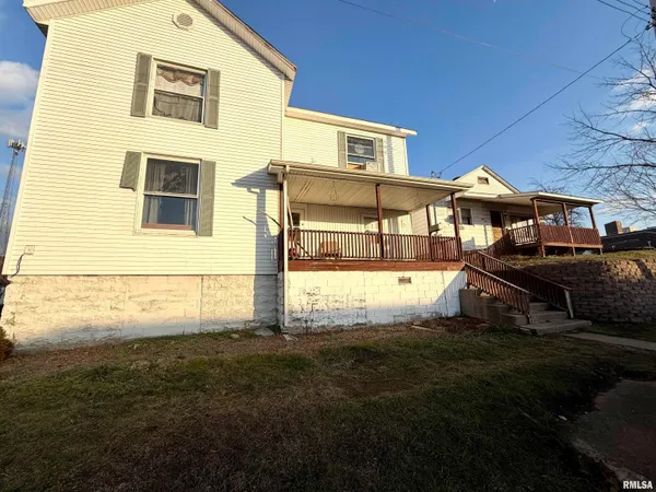 $109,000 | 312 North Main Street, Harrisburg, IL 62946