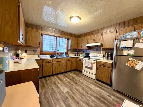 $109,000 | 312 North Main Street, Harrisburg, IL 62946