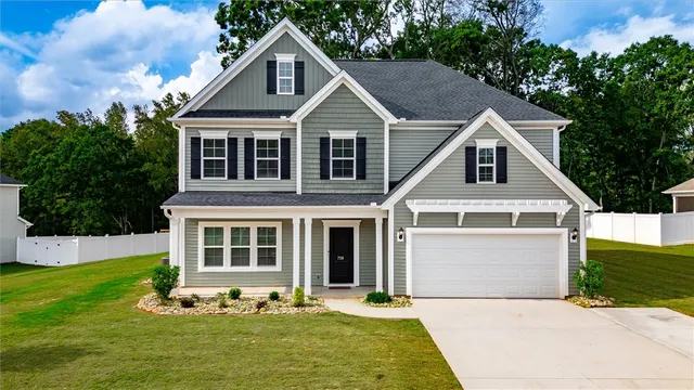 $485,000 | 726 Oak Hill Lane, Belton, SC 29627