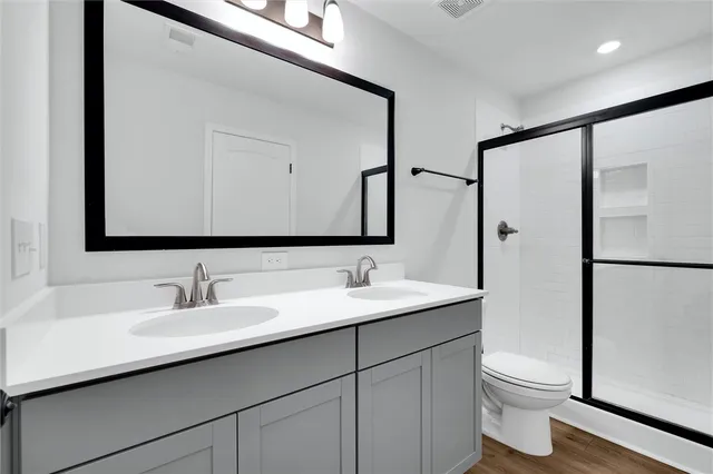 $485,000 | 726 Oak Hill Lane, Belton, SC 29627