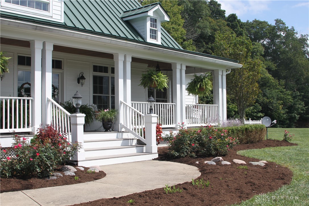 2450 Ferry Road Bellbrook, OH 45305 - Photo 3 of 71 Front Porch