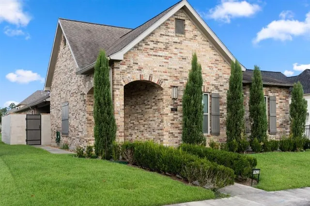 $379,000 | 5822 Shining Way, Lake Charles, LA 70605