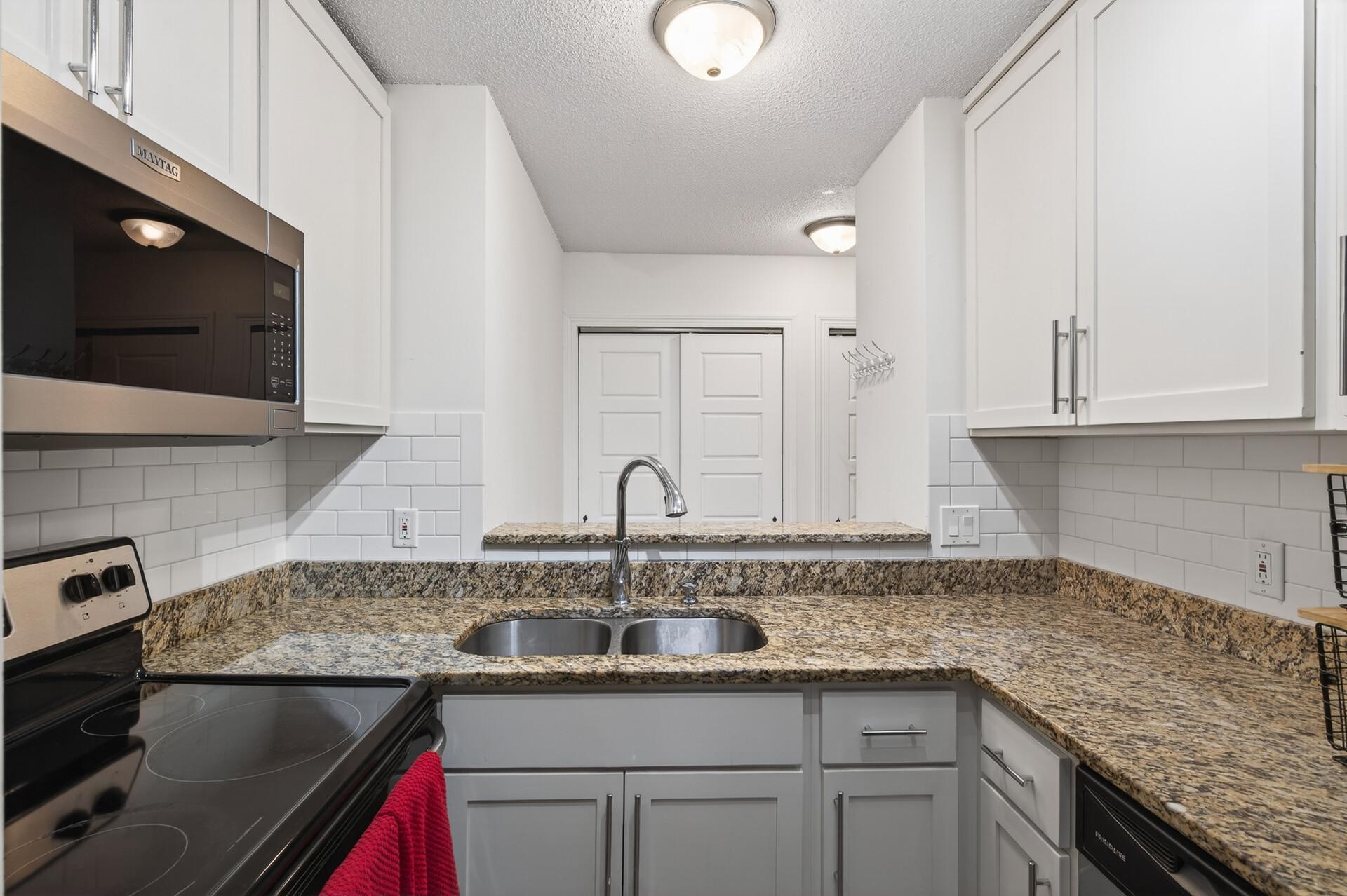 4664 Tower Street Southeast, Unit 212 Prior Lake, MN 55372 - Photo 11 of 30