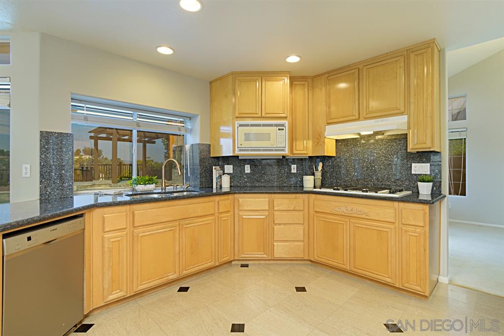 14256 Silver Ridge Road Poway, CA 92064 - Photo 10 of 25