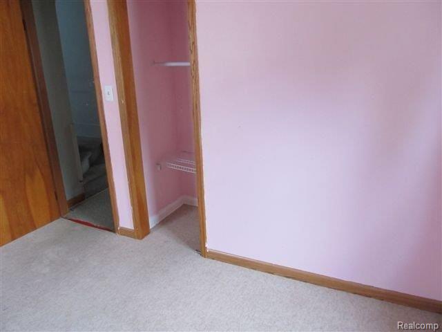 17787 Reno Street Riverview, MI 48193 - Photo 6 of 28 261-848620 bed2.JPG
