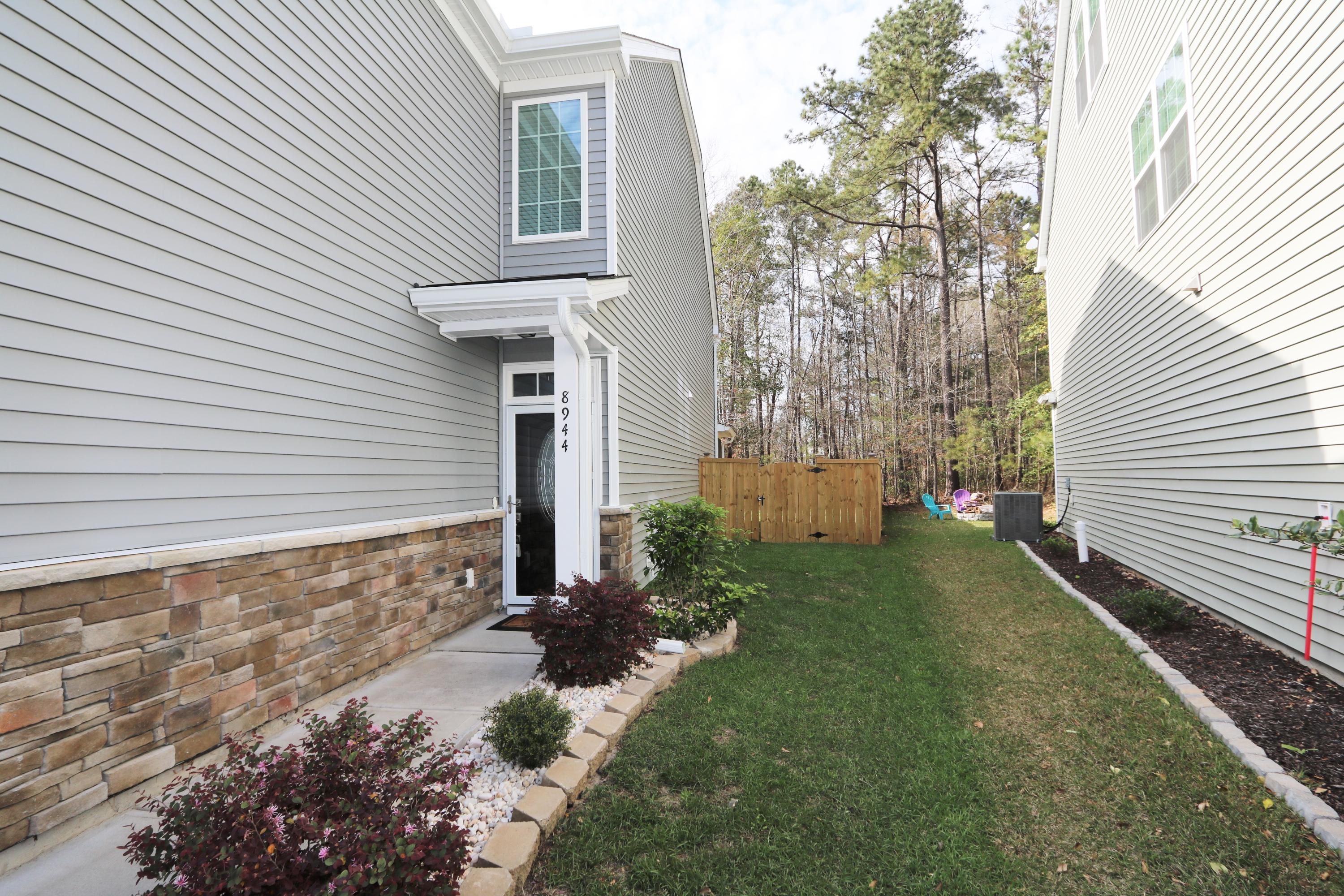 8944 Cat Tail Pond Road Summerville, SC 29485 - Photo 4 of 41 Front Walk Way
