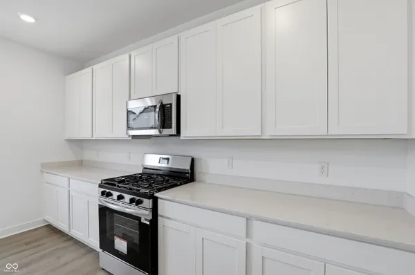 $364,735 | 2403 Fir Drive, Greenfield, IN 46140