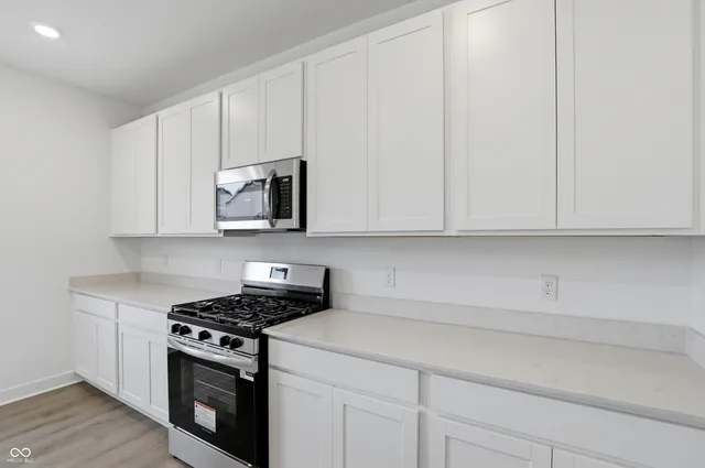 $368,735 | 2403 Fir Drive, Greenfield, IN 46140