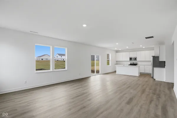$364,735 | 2403 Fir Drive, Greenfield, IN 46140