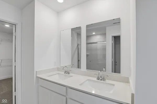 $364,735 | 2403 Fir Drive, Greenfield, IN 46140