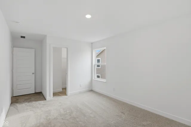 $368,735 | 2403 Fir Drive, Greenfield, IN 46140