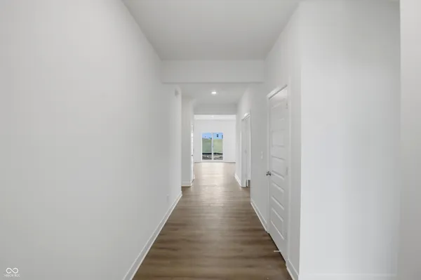 $364,735 | 2403 Fir Drive, Greenfield, IN 46140