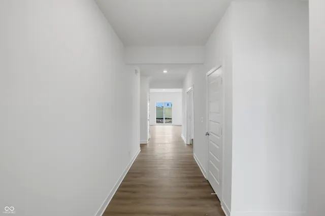 $368,735 | 2403 Fir Drive, Greenfield, IN 46140