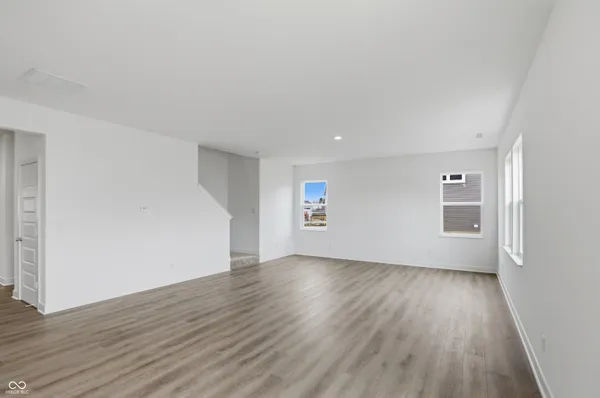 $364,735 | 2403 Fir Drive, Greenfield, IN 46140