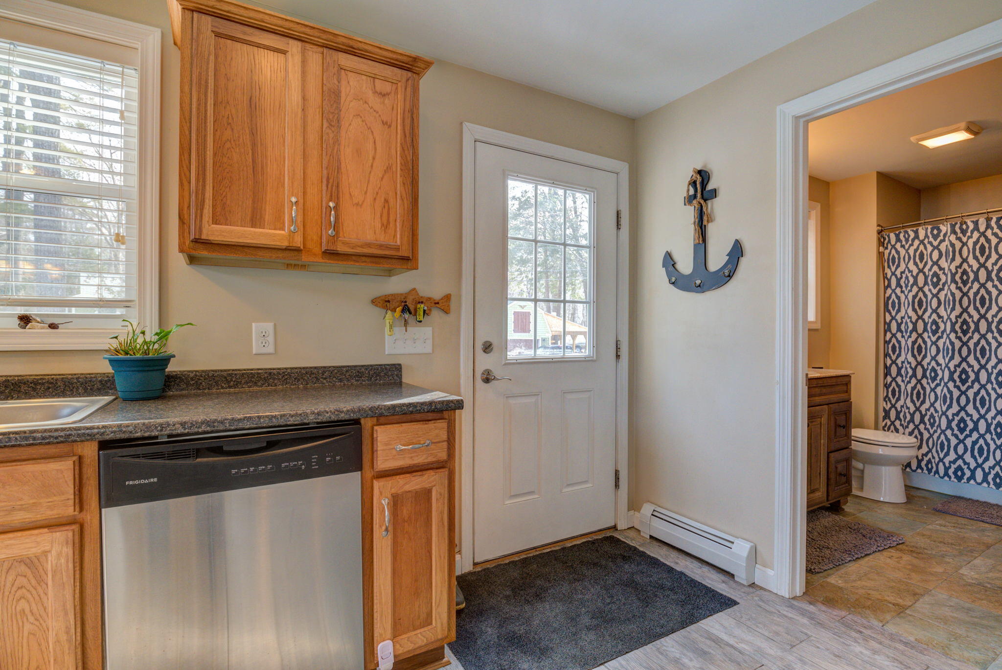 203 Mountain View Road Gray, ME 04039 - Photo 10 of 52 6-web-or-mls-Pic#-6