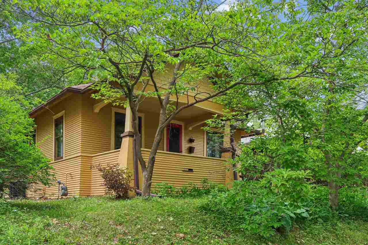 707 Rundell Street Iowa City, IA 52240 - Photo 1 of 29 Gallery Image 1