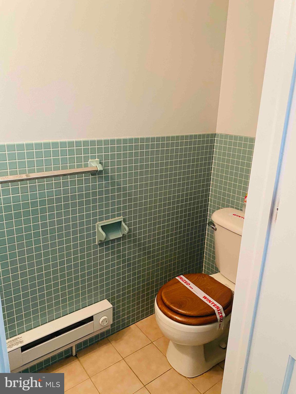 139 Lakeview Road Bernville, PA 19506 - Photo 18 of 27 Half Bathroom