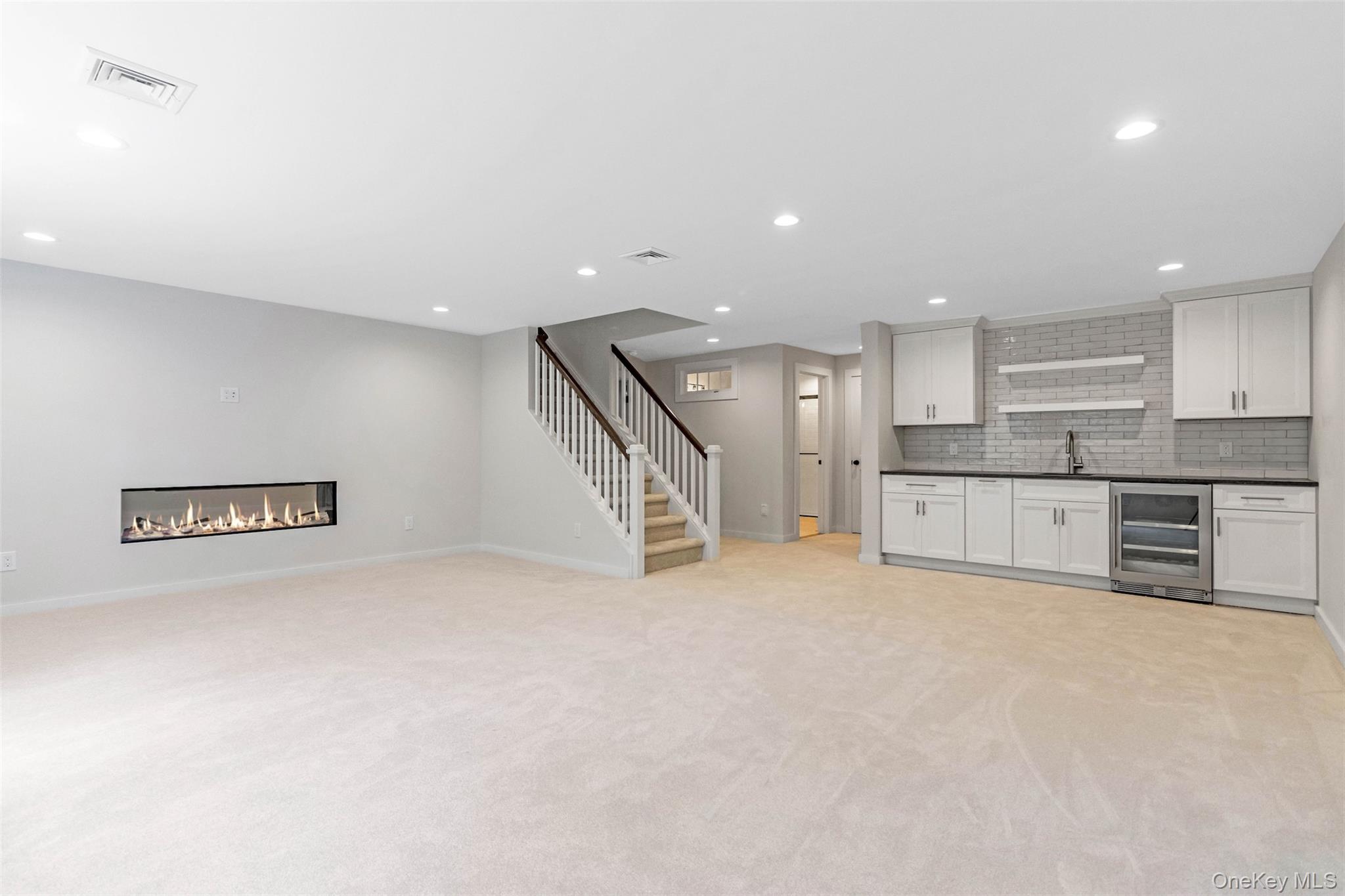 130 Sunset Lane Greenport, NY 11944 - Photo 23 of 34