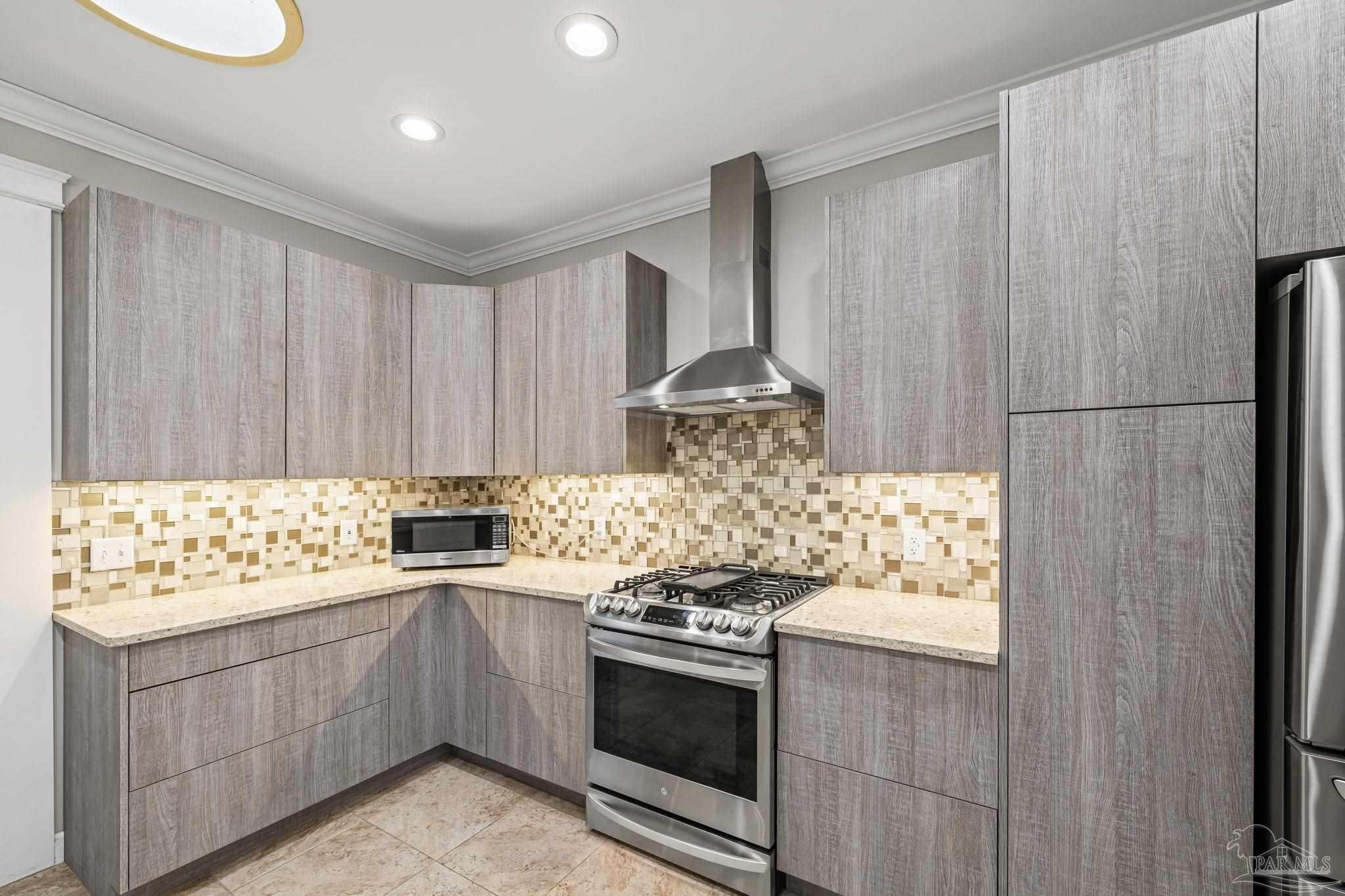 2845 Jack Nicklaus Way Shalimar, FL 32579 - Photo 14 of 70