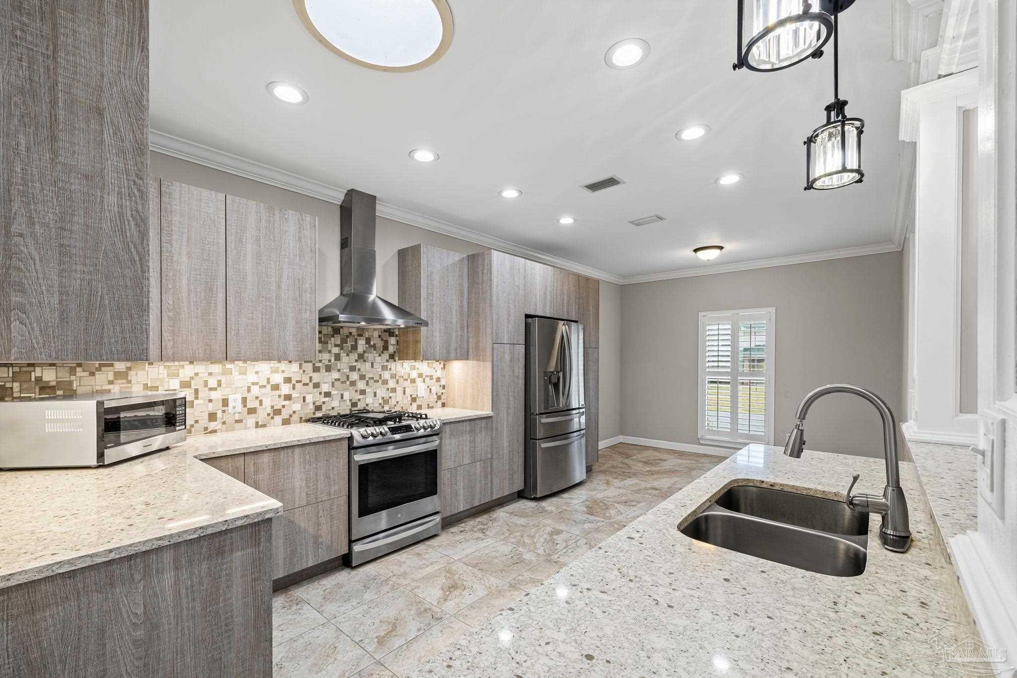 2845 Jack Nicklaus Way Shalimar, FL 32579 - Photo 16 of 70