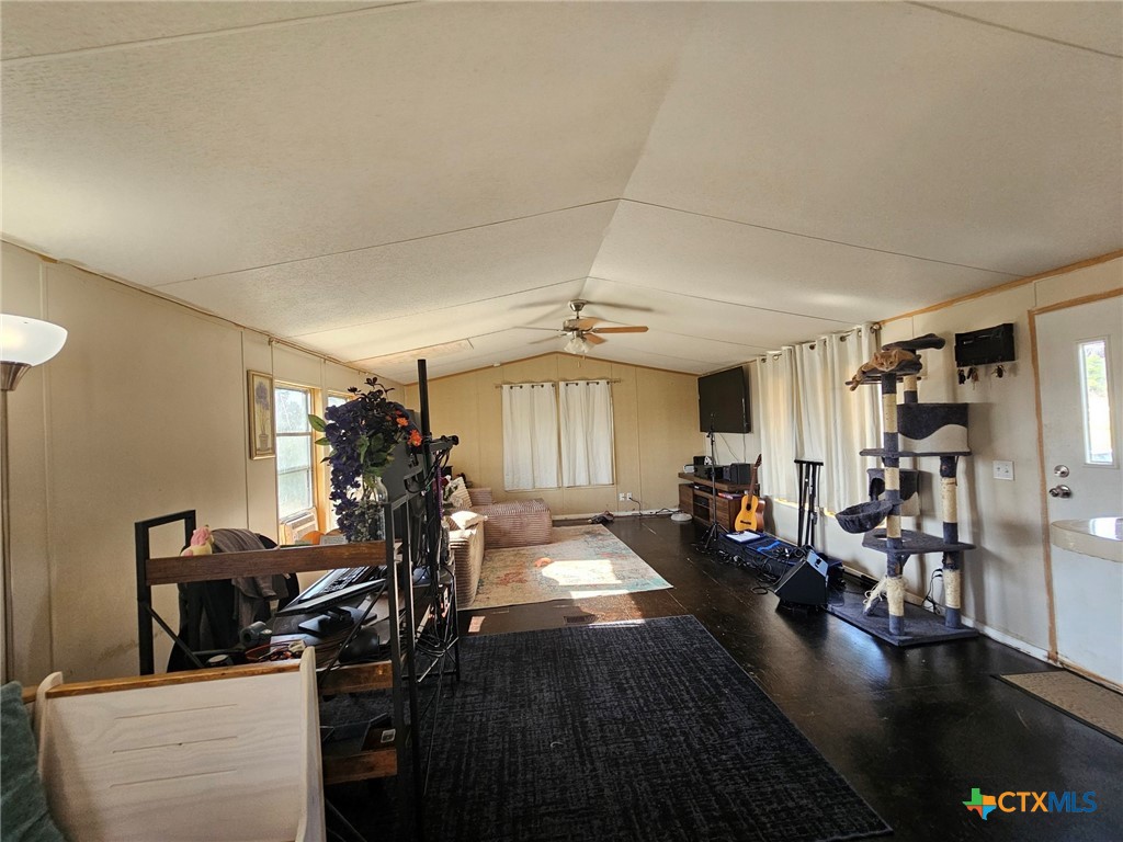 100 Reavis Drive Kempner, TX 76539 - Photo 4 of 33