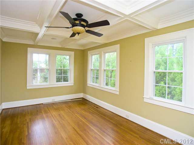 614 South Sharon Amity Road Charlotte, NC 28211 - Photo 8 of 16 Gallery Image 8