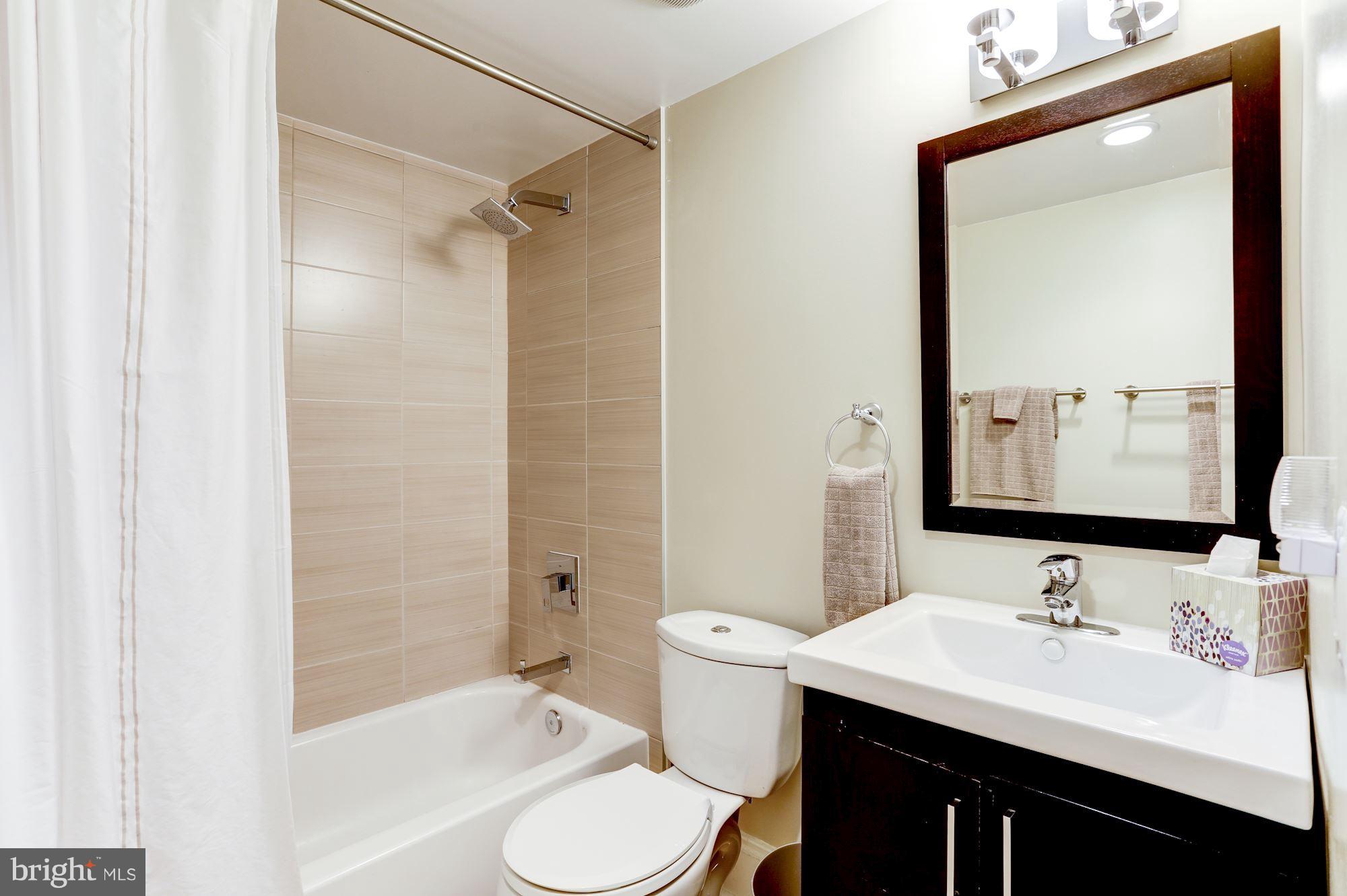 1210 Independence Avenue Southeast Washington, DC 20003 - Photo 27 of 29 Apartment modern bath